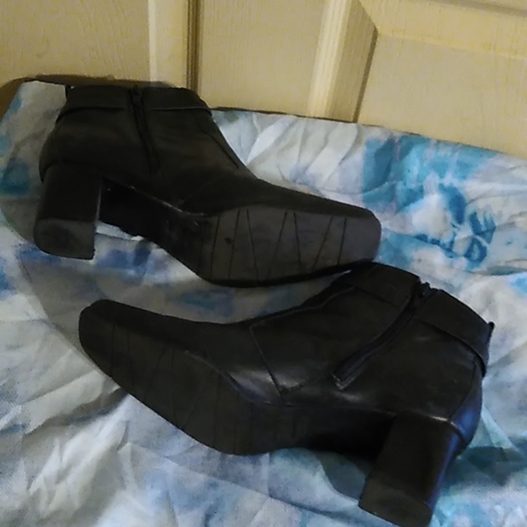 Leather Ankle Boots - Picture 6 of 8